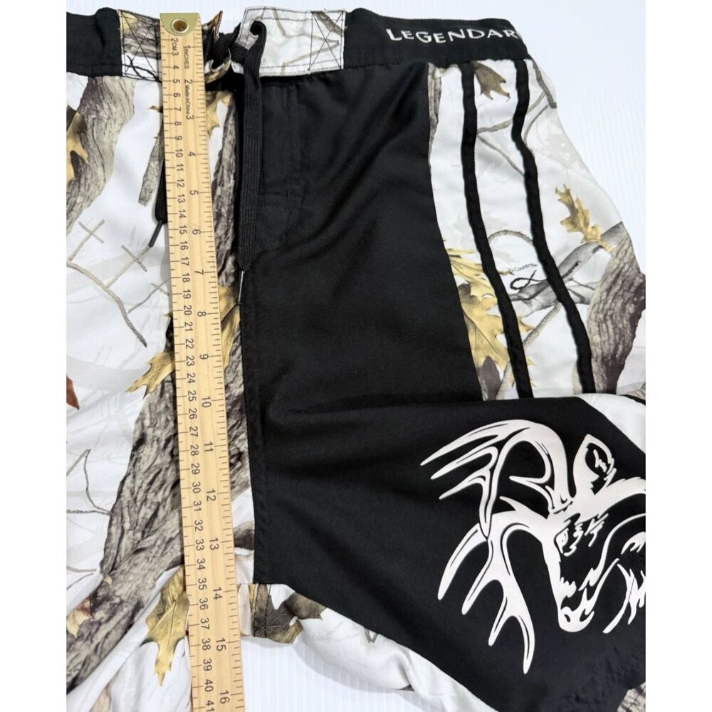 Legendary Whitetails Gods Country Camo Pattern Lined Swim Trunks Size Large - Picture 4 of 8